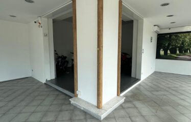 Fondo commerciale fronte mare a Lido di Camaiore – 75 mq in vendita in zona centrale